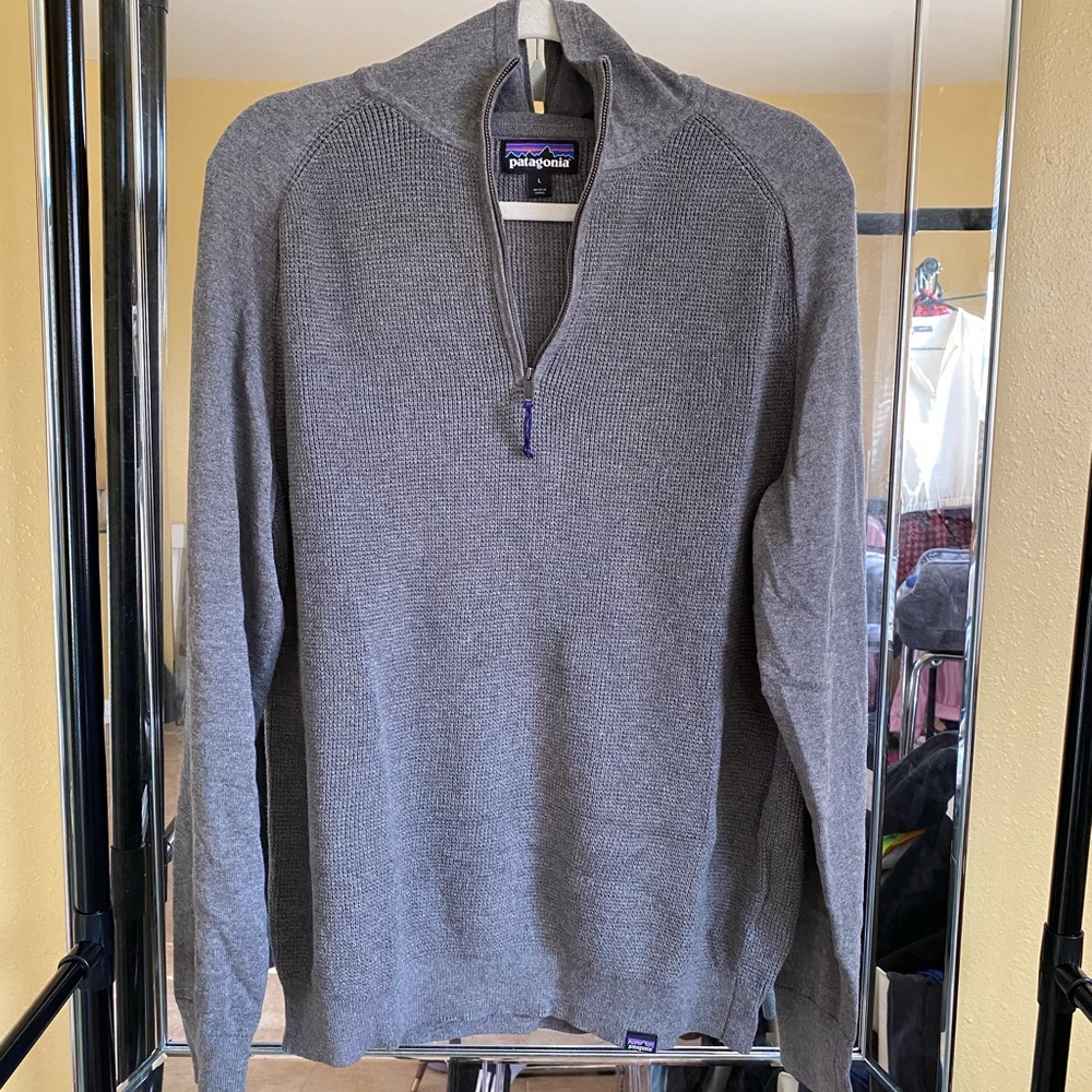 Patagonia Pull over Zip hooded sweater